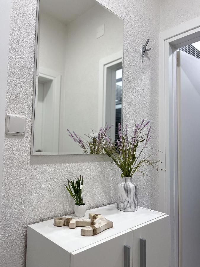 Apartments T&T โตรกีร์ ภายนอก รูปภาพ
