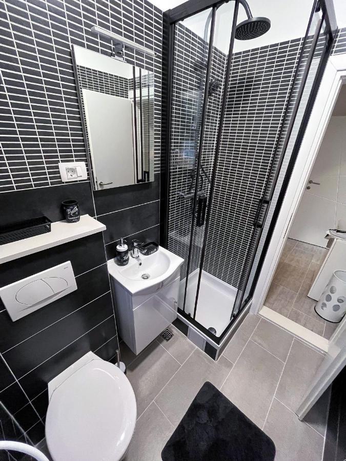 Apartments T&T โตรกีร์ ภายนอก รูปภาพ