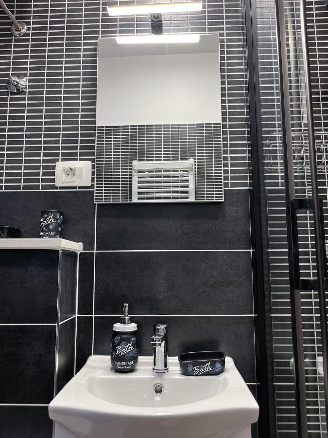 Apartments T&T โตรกีร์ ภายนอก รูปภาพ