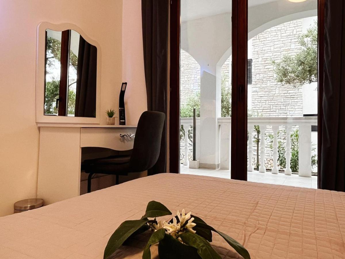 Apartments T&T โตรกีร์ ภายนอก รูปภาพ